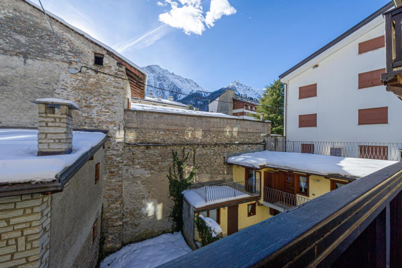 Appartamento Claire - Relax Con Splendida Vista - Cour 0081 Courmayeur Exteriör bild